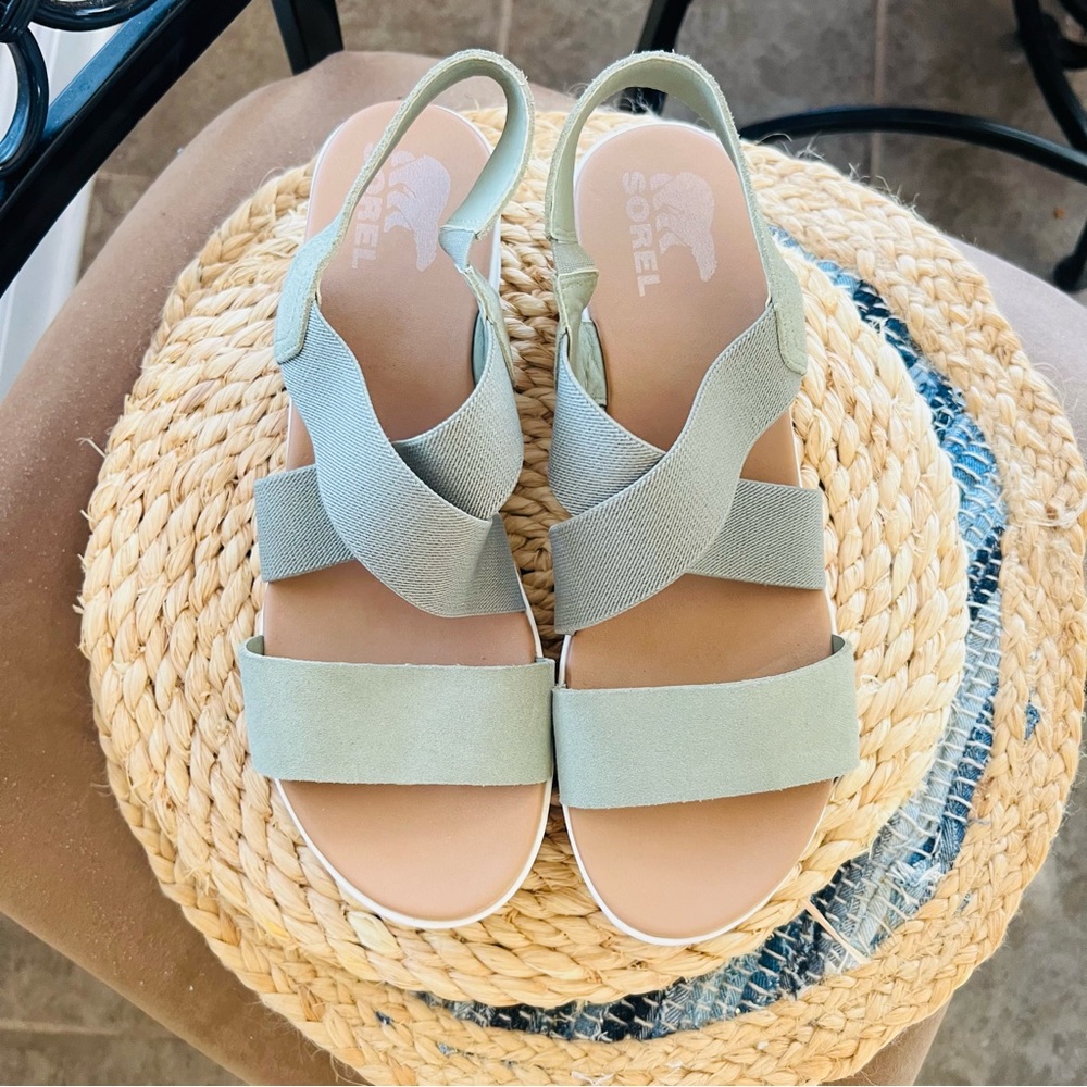 Sorel Women's Light Green Strappy Sandals
